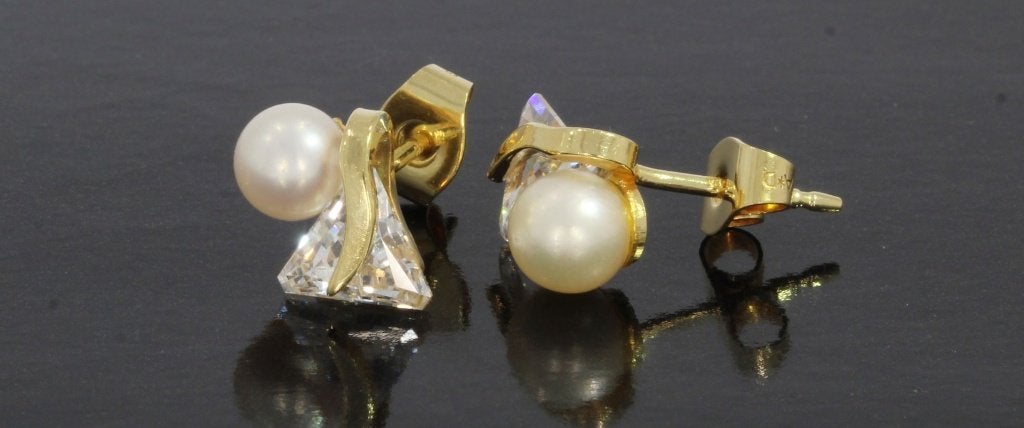 Parel design 14k gouden oorbellen dames triangel zirkonia, Voordeelsieraden.nl, Ophalen of Verzenden, Zo goed als nieuw, Met edelsteen