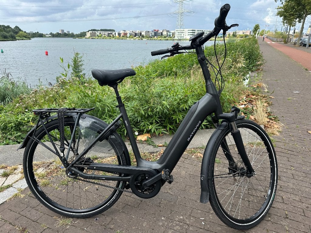 Batavus Finez E-Go Power HMB (2023) Riemaandrijving Bosch 53, Ophalen, Gebruikt, Batavus, 51 tot 55 cm