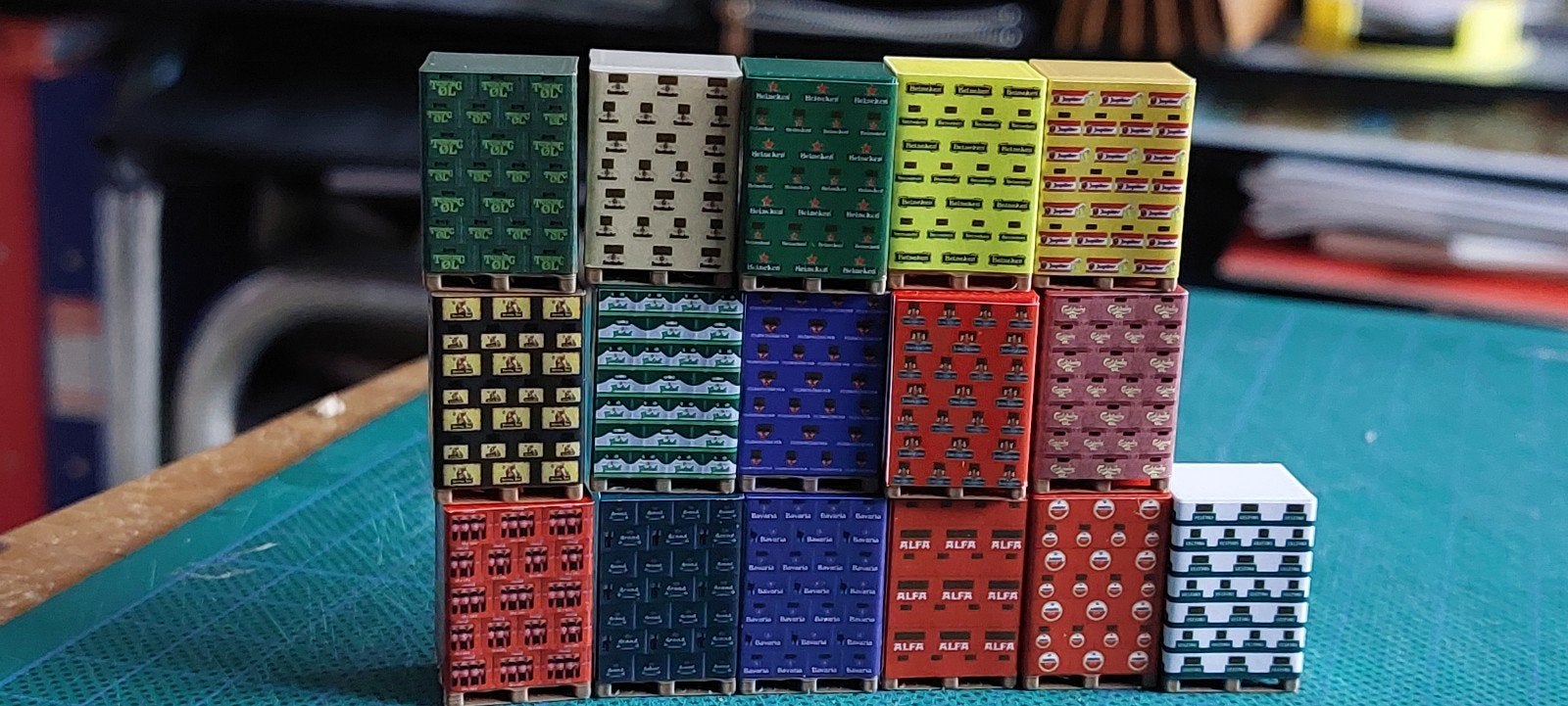 H0LK 0914 DIVERSE PALLETS MET DRANK 1/87, Overige merken, Gelijkstroom of Wisselstroom, Overige typen, Nieuw