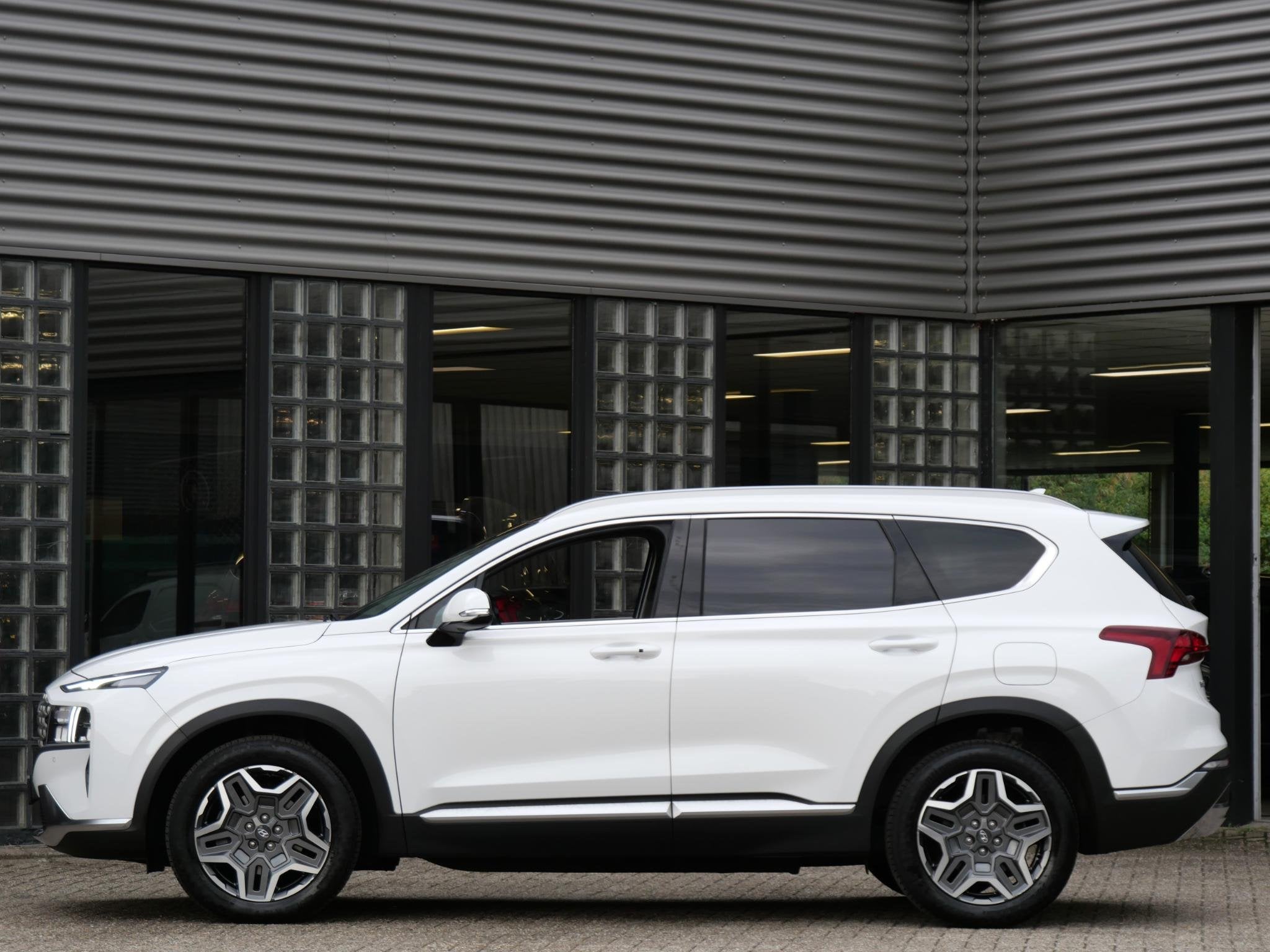Hyundai Santa Fe PHEV COMFORT SMART/ 7-PERSOONS/ PANORAMADAK, Auto's, 1350 kg, Gebruikt, 4 cilinders, 7 stoelen