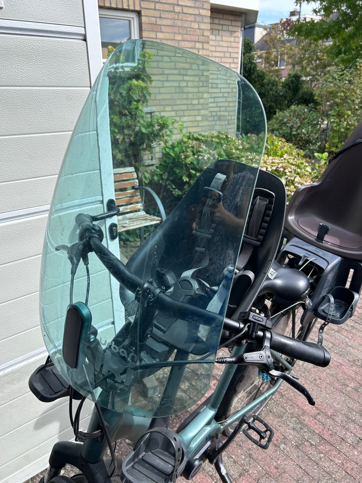 Urban Iki fietsstoeltje voor met windscherm, Ophalen, Gebruikt, Voorzitje, Voetsteuntjes
