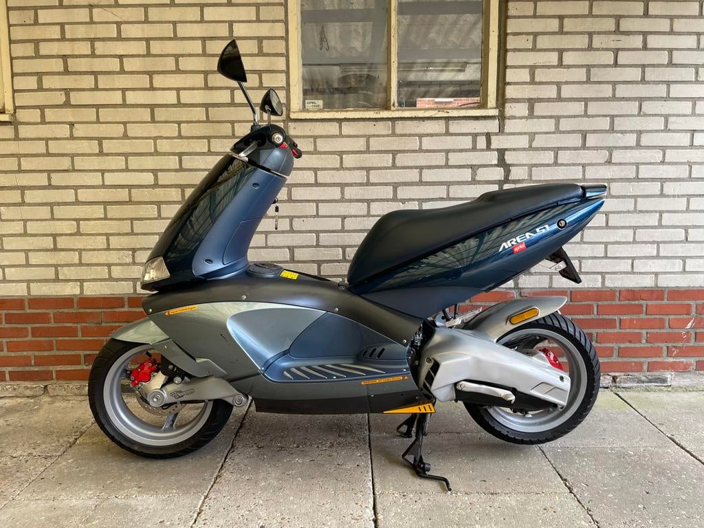 Unieke Zeldzame Originele Aprilia Area 51 LC, Ophalen, Maximaal 45 km/u, 49 cc, Zo goed als nieuw