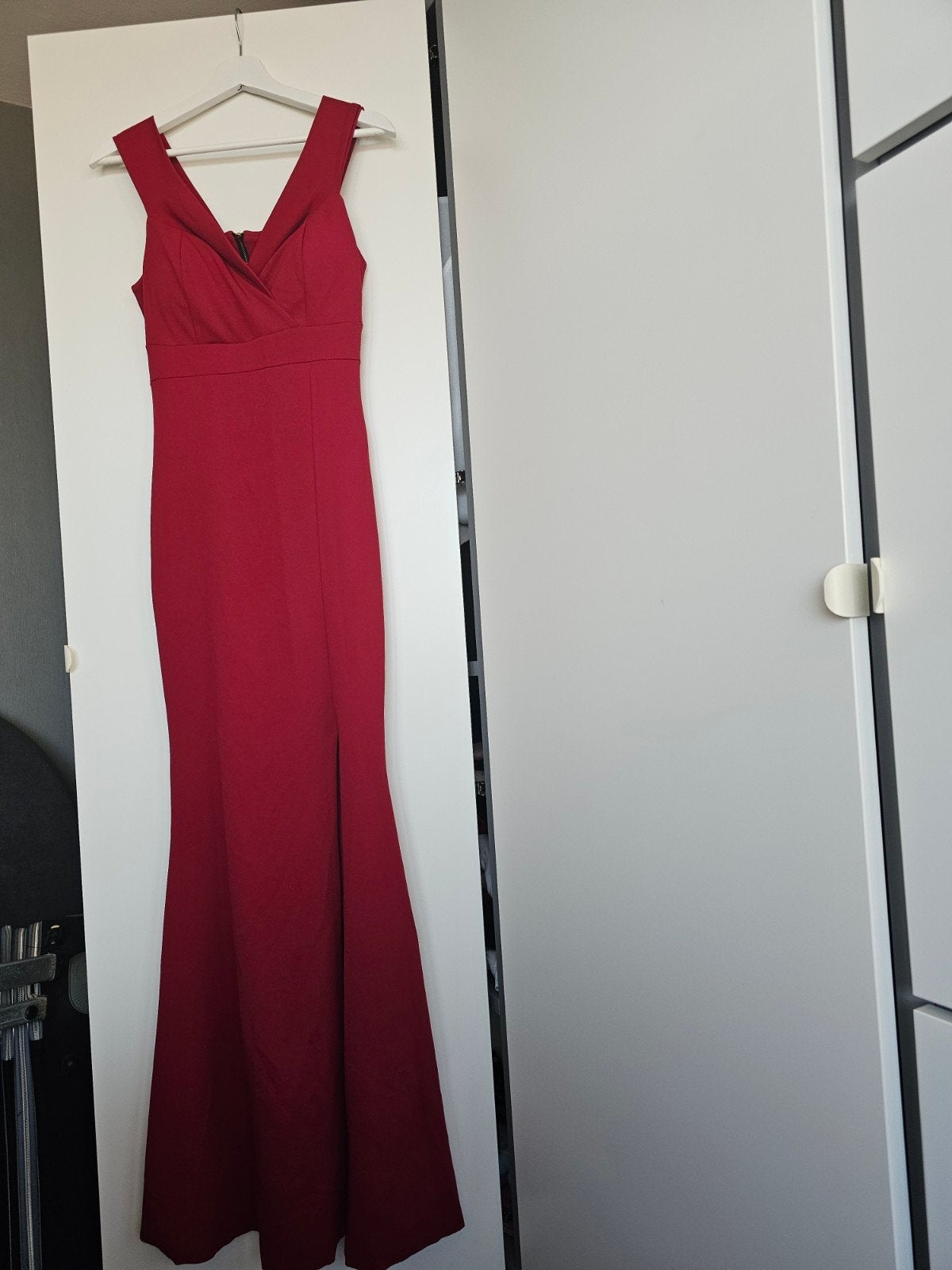 Elegante Rode Galajurk met Split - Maat S, Ophalen of Verzenden, Maat 36 (S), Onbekend, Zo goed als nieuw