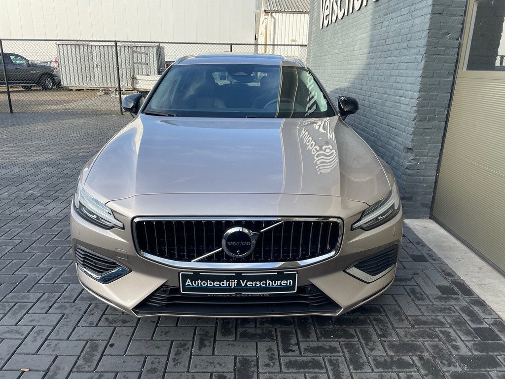 Volvo V60 2.0 T6 Plug-in hybrid AWD Ultra Bright pano head u, Automaat, Gebruikt, 4 cilinders, Lichtsensor