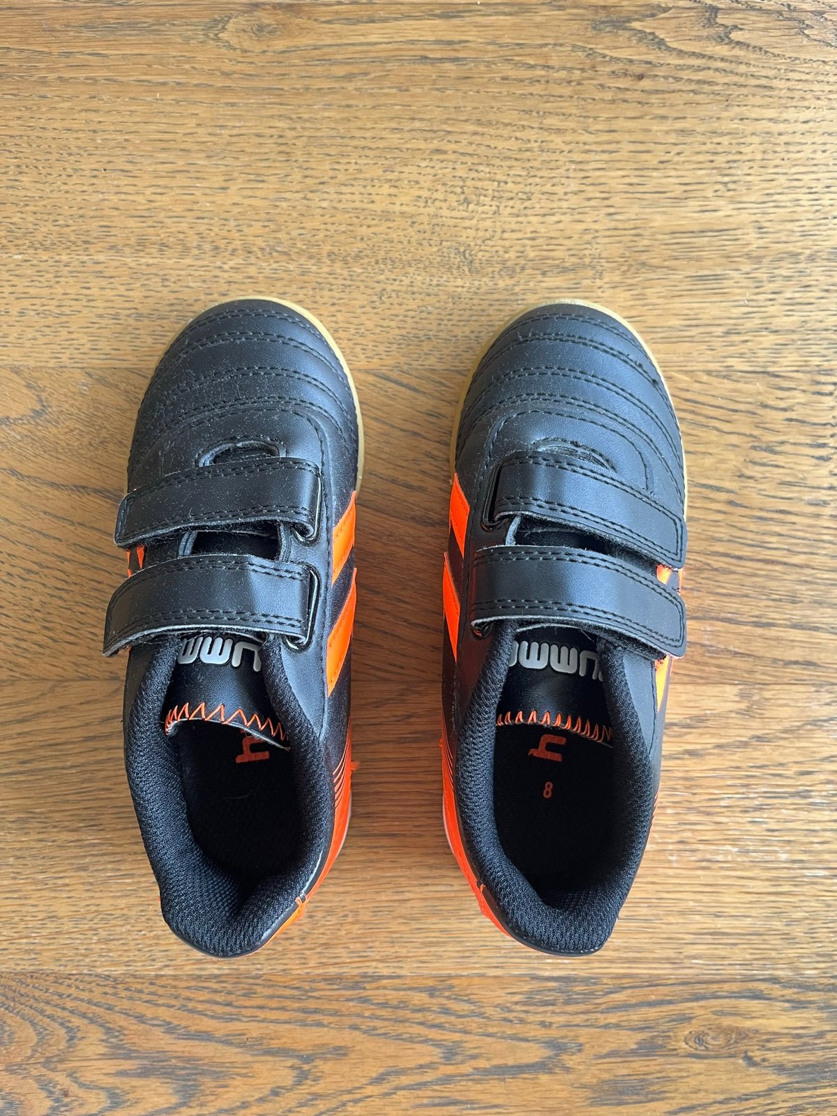 Hummel zaalschoenen voor kinderen - Zwart/Oranje, Ophalen of Verzenden, Zo goed als nieuw, Jongen of Meisje, Sportschoenen