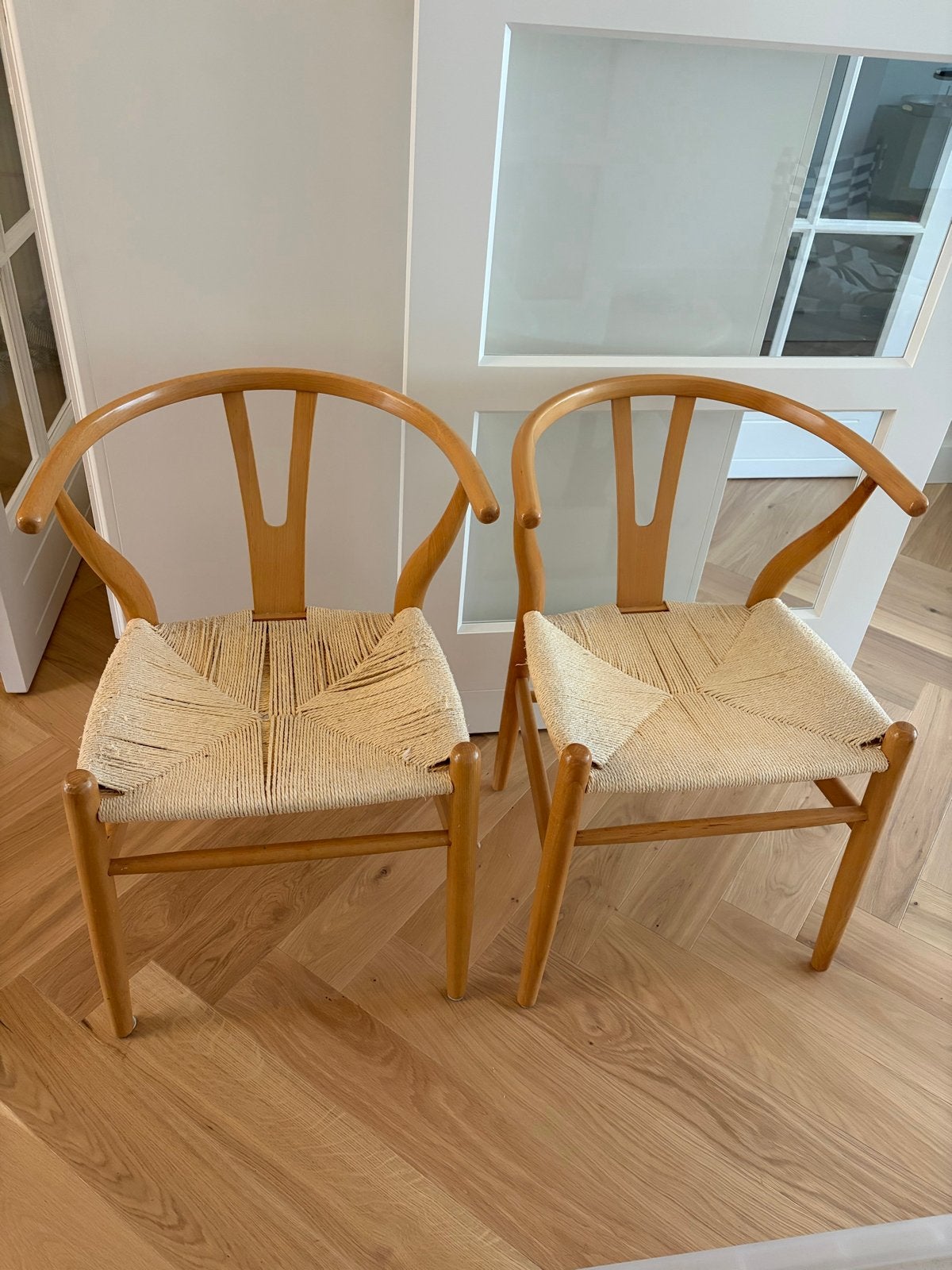 2 Carl Hansen stijl stoelen - Gebruikt, goede staat, Ophalen, Gebruikt, Twee, Overige kleuren