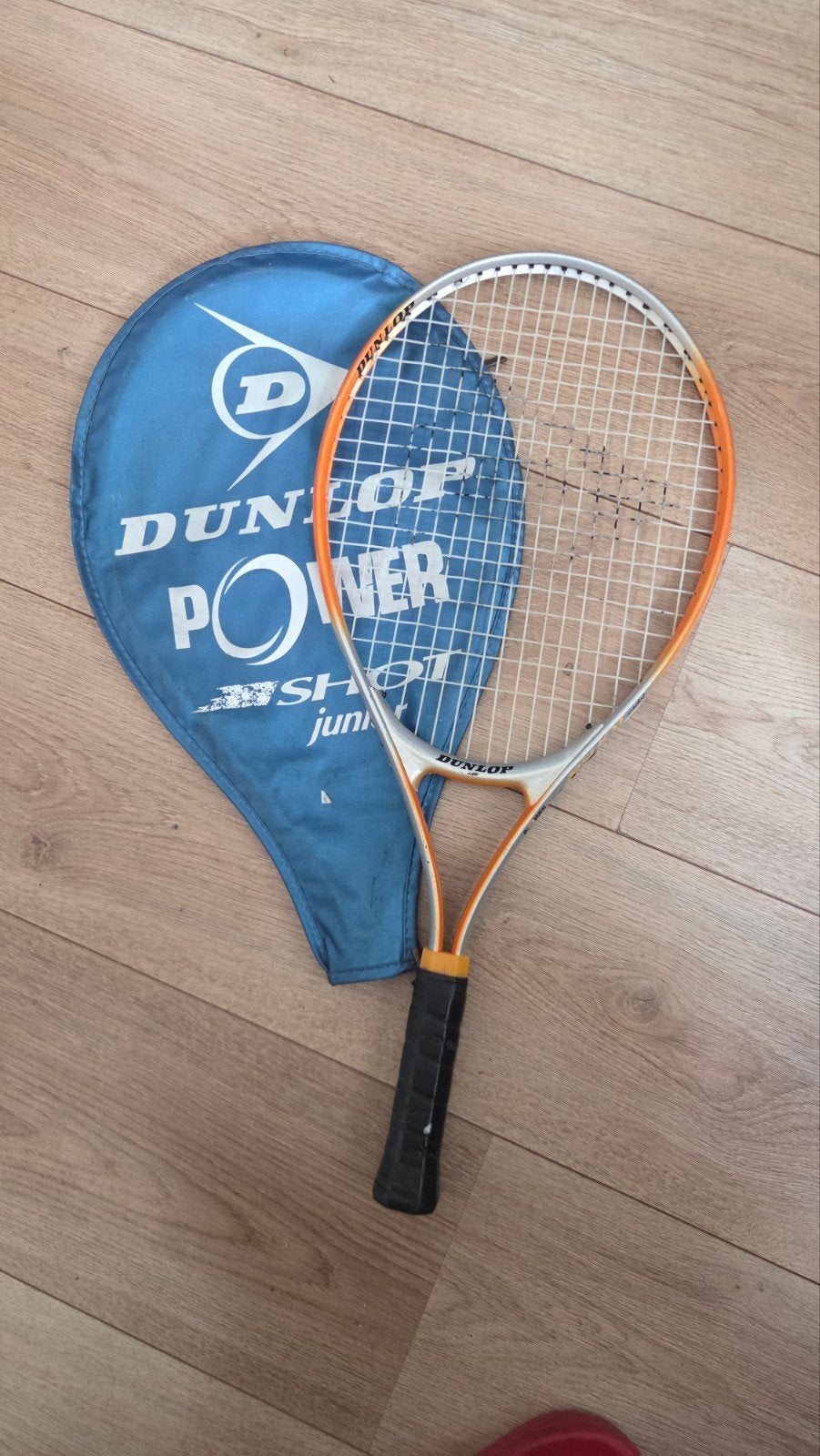 Dunlop Power Shot Junior Tennisracket met hoes, Sport en Fitness, Tennis, Gebruikt, L00, Ophalen of Verzenden, Racket