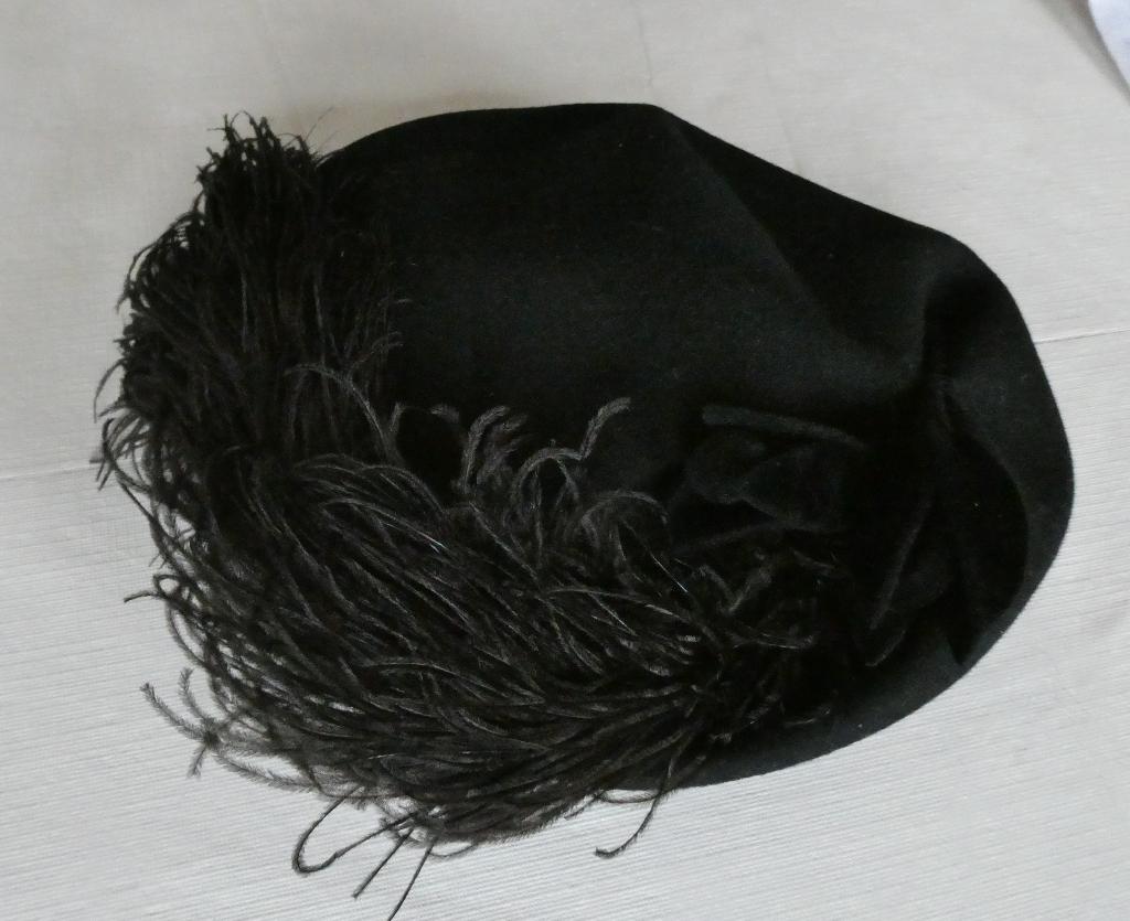 oud hoedje, Antiek en Kunst, Antiek | Kleding en Accessoires, Ophalen, Dames