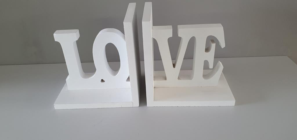 2 boekensteunen wit Love, Ophalen of Verzenden, Zo goed als nieuw