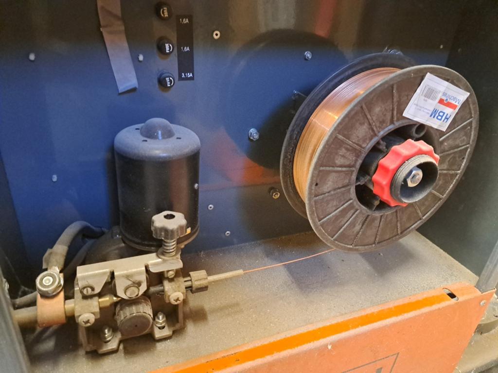 MIG 243 lasapparaat incl gasfles (leeg), Ophalen of Verzenden, Gebruikt, 150 tot 250 ampère, Overige typen