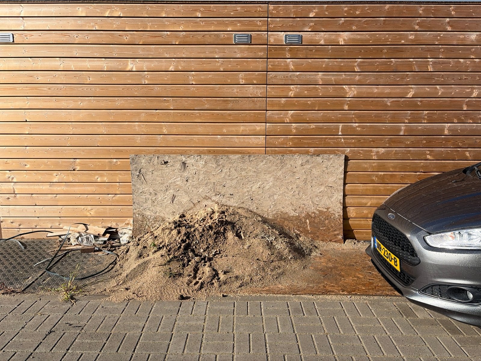 Gratis af te halen: Ophoogzand (ca. 150-200 kg), Tuin en Terras, Ophalen, Gebruikt, Ophoogzand