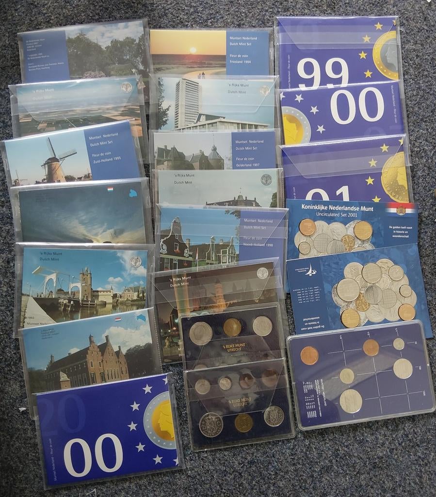 21 Muntsets Nederland tussen 1980 en 2001, Verzenden, Koningin Beatrix, 2½ gulden, Setje