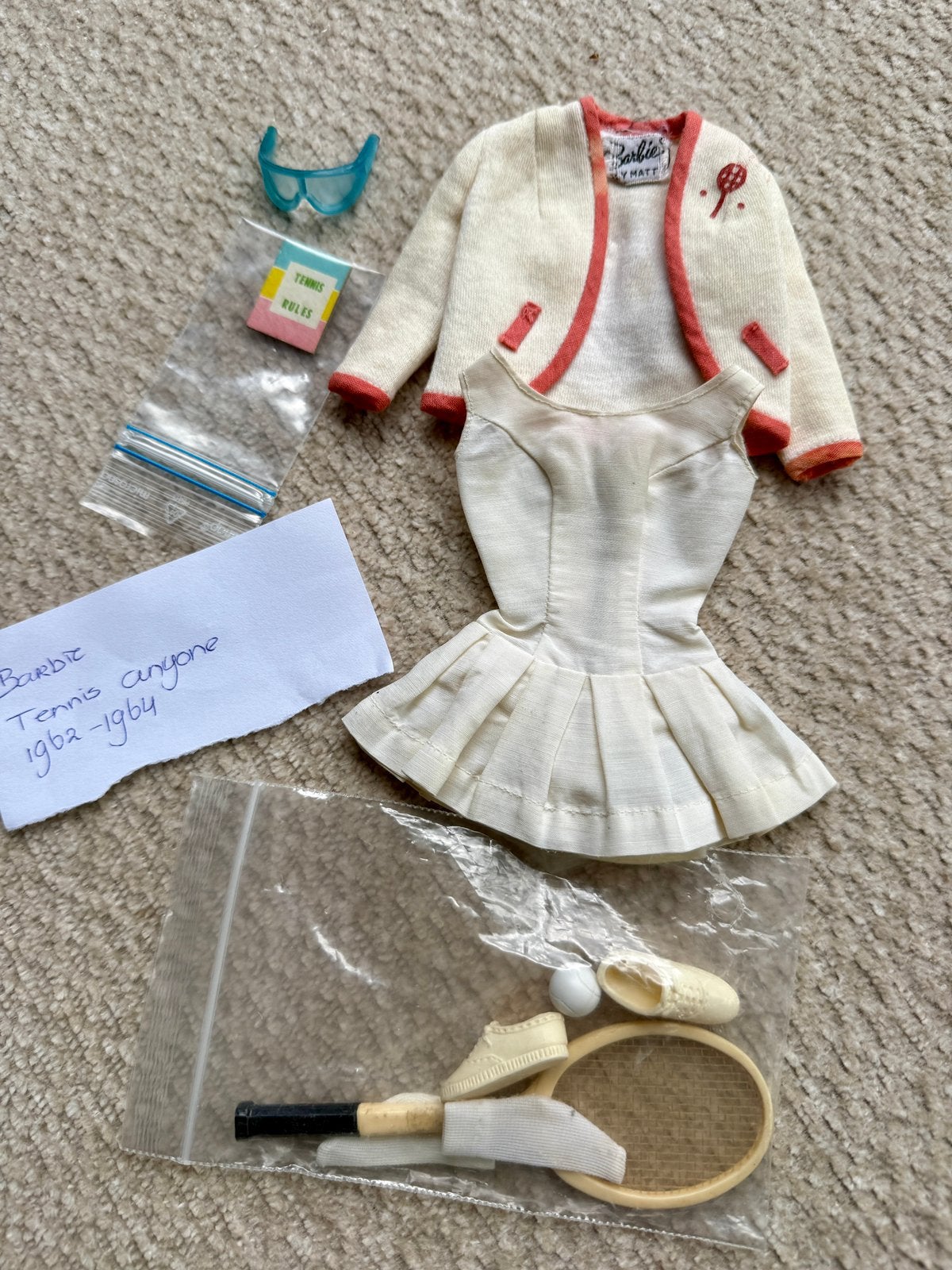 Vintage barbie kleding Tennis anyone, Ophalen of Verzenden, Zo goed als nieuw, Kleertjes