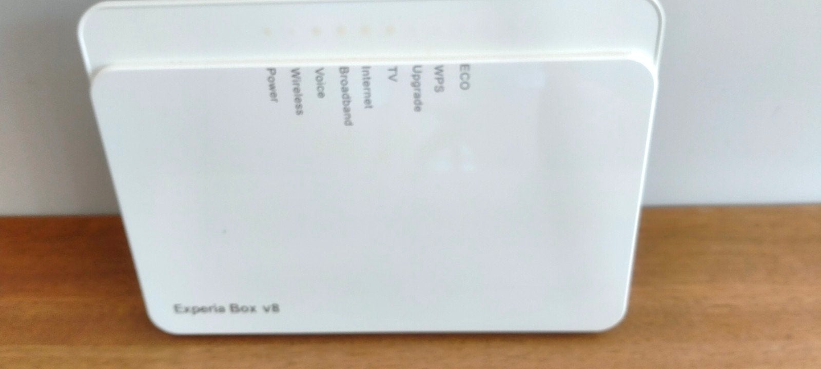 arcaduan Experia Box V8 Router met modem en adapter, Ophalen of Verzenden, Zo goed als nieuw, Router met modem, KPN Experia Box