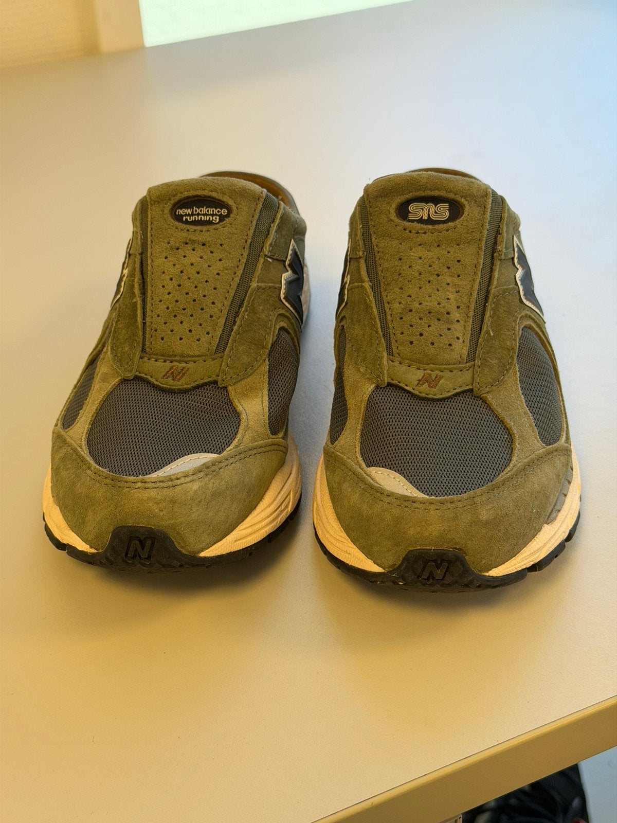 New Balance 2002R Mule SNS Desert Palm 41.5 sneakers zgan, Overige kleuren, Ophalen of Verzenden, H, H