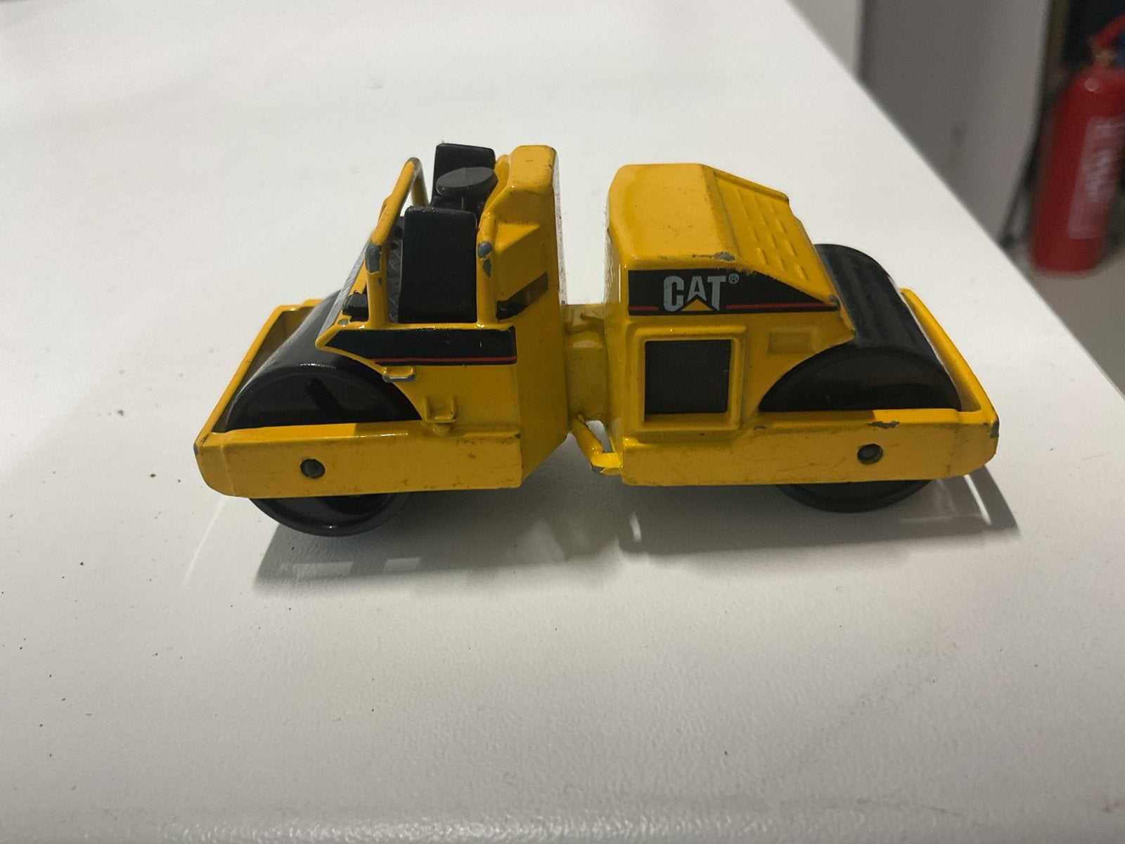 Matchbox wegen weg asfalt Cat wals, Ophalen, Zo goed als nieuw