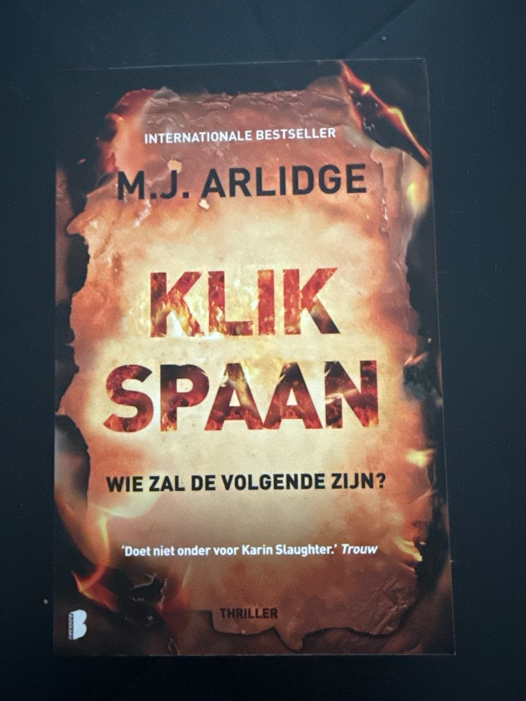 Boek Klikspaan MN Arlidge, Verzenden, Zo goed als nieuw, Nederland