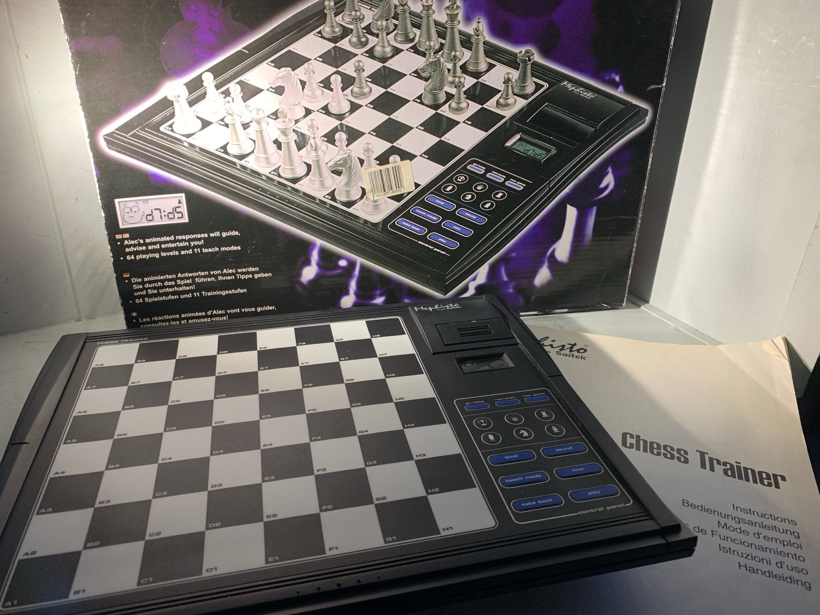 Mephisto Chess Trainer van Saitek Schaakcomputer nieuwstaat, Een of twee spelers, Ophalen of Verzenden, Gebruikt
