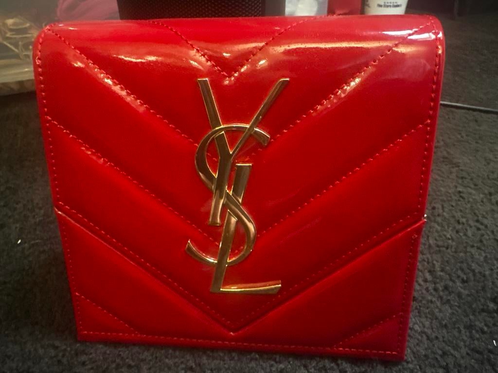 Stijlvolle Rode make up tas met Goudkleurig YSL Logo, Overige merken, Ophalen of Verzenden, Zo goed als nieuw, Rood