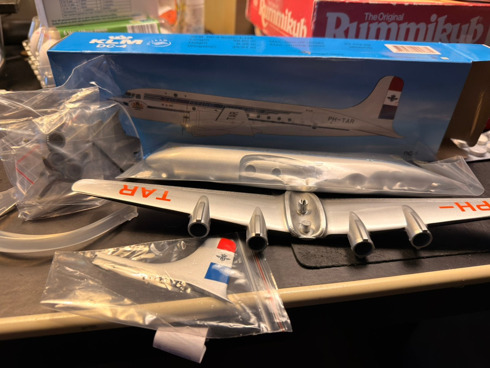 KLM schaalmodellen DC 3 en DC 4 nieuw, Ophalen of Verzenden, Nieuw, 1:72 tot 1:144, Overige merken