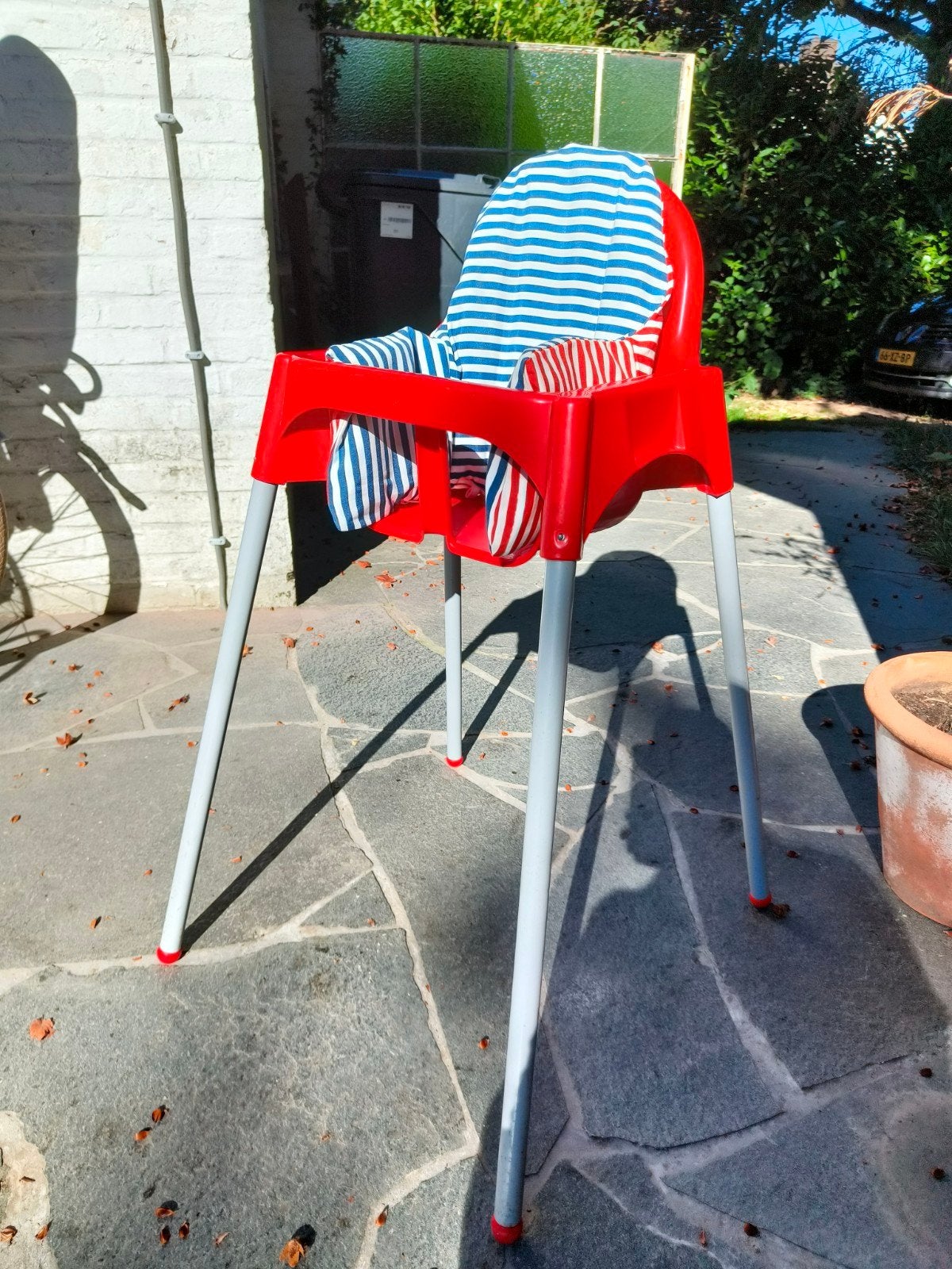 Ikea Antilop kinderstoel rood met stoelverkleiner, Ophalen, Gebruikt, Overige typen, Stoelverkleiner