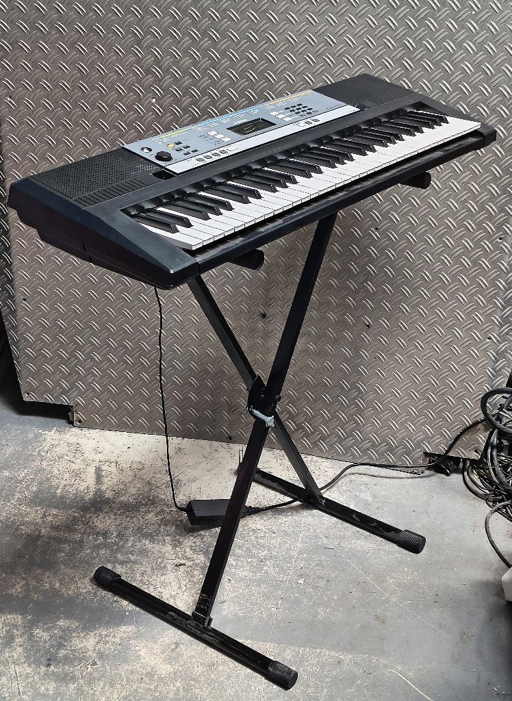 Yamaha YPT-240 portable keyboard, bieden vanaf €42, Ophalen, Midi-aansluiting, Yamaha, 61 toetsen