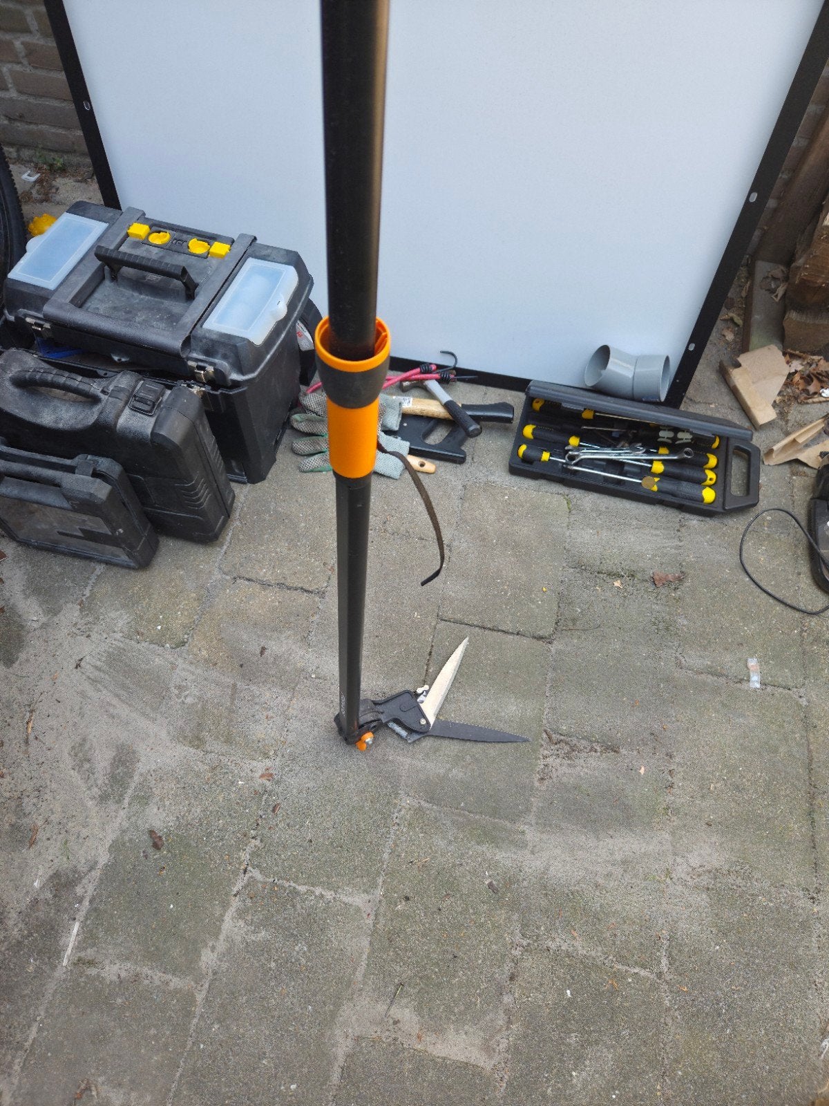 Fiskars graskantenknipper op steel, Tuin en Terras, Ophalen, Gebruikt, Fiskars