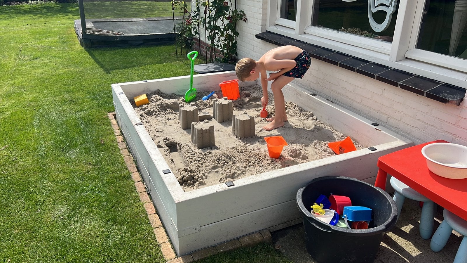 Grote houten zandbak 213  154 cm + deksel + 1 m³ speelzand, Kinderen en Baby's, Speelgoed | Buiten | Zandbakken, Ophalen of Verzenden