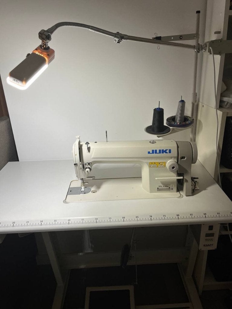 JUKI DDL-8100e industriële naaimachine – zo goed als nieuw, Industrieel, Ophalen, Overige merken, Naaimachine