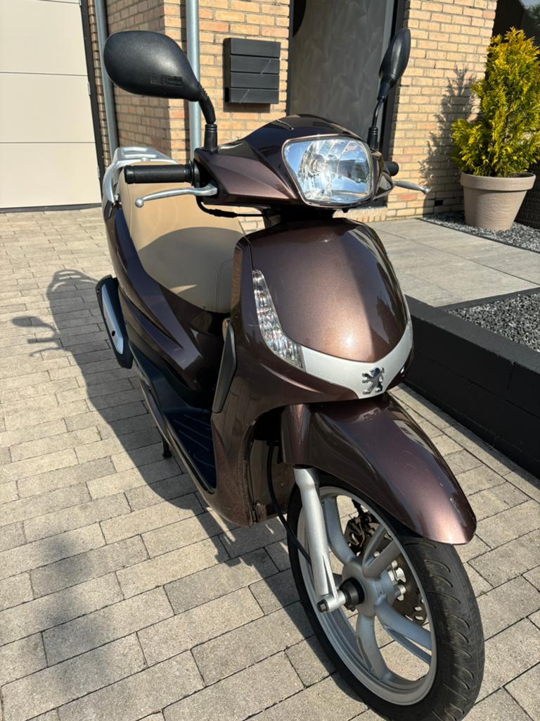 Peugeot tweet weinig km, Ophalen of Verzenden, Zo goed als nieuw, Benzine, Overige modellen