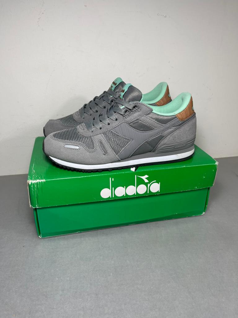 Diadora dames 38 EU nieuw, Overige kleuren, Nieuw, Ophalen of Verzenden, Sneakers of Gympen