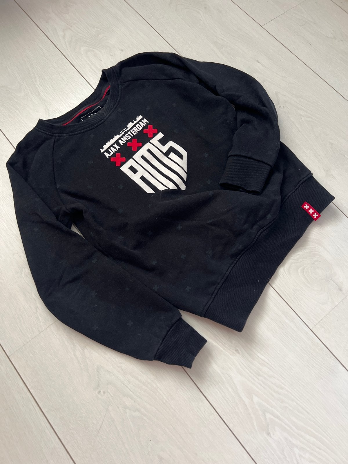 Ajax sweater maat 140 - Zwart met AMS logo, Ophalen of Verzenden, Gebruikt, Jongen of Meisje, Trui of Vest