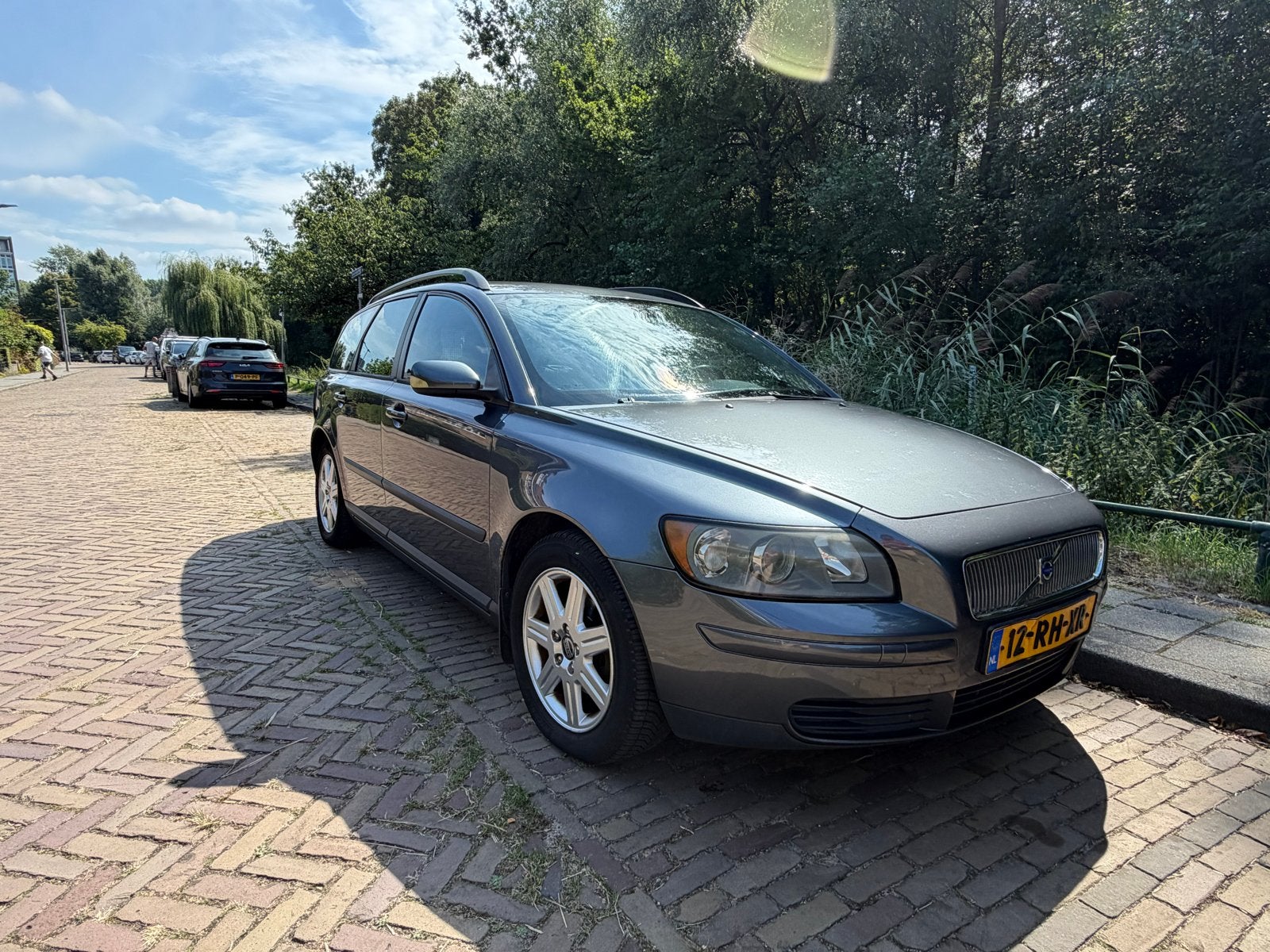 Volvo V50 1.8 2005 Grijs - trekhaak - airco - apk 28-06-2027, Auto's, Volvo, Voorwielaandrijving, 125 pk, 4 cilinders, Stationwagon
