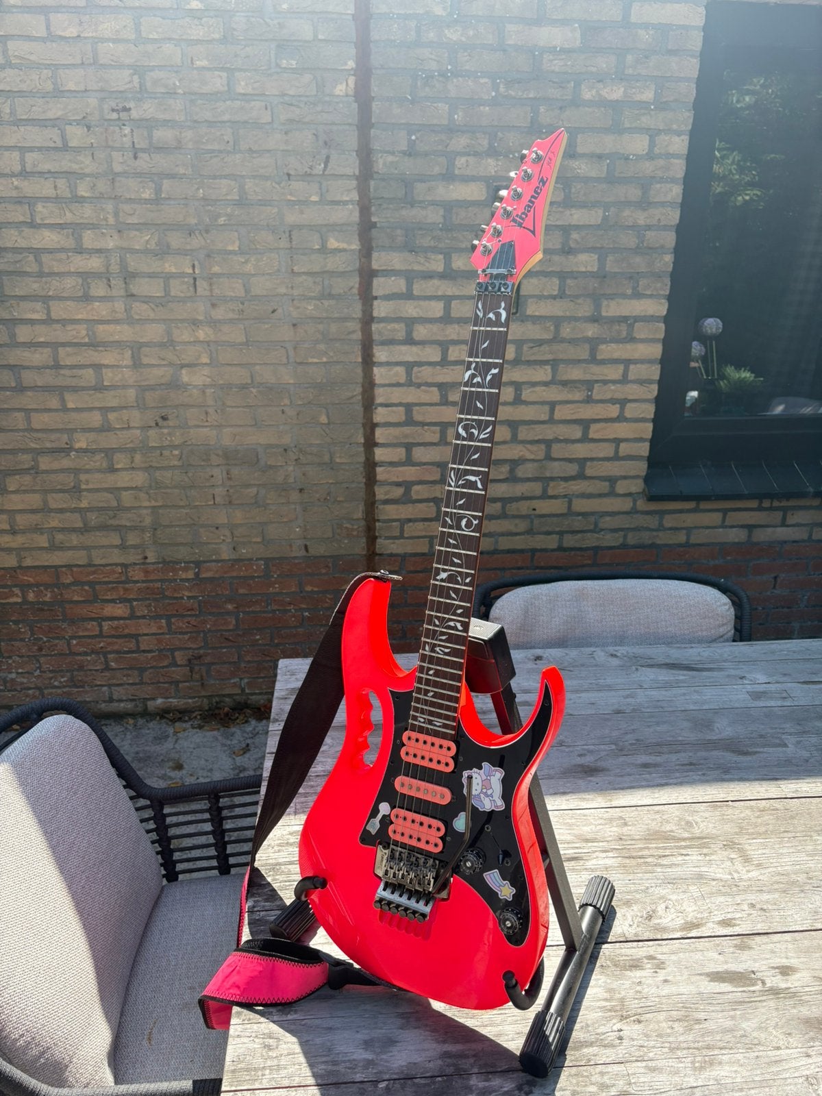 Ibanez JEM JR Neon Roze Elektrische Gitaar, Ophalen, Gebruikt, Solid body, Ibanez