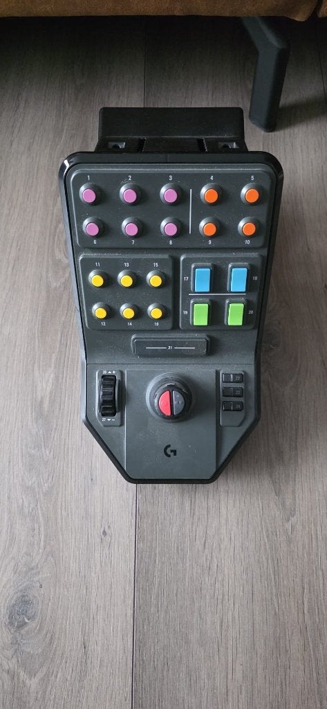logitech side panel, Computers en Software, Joysticks, Zo goed als nieuw, Ophalen
