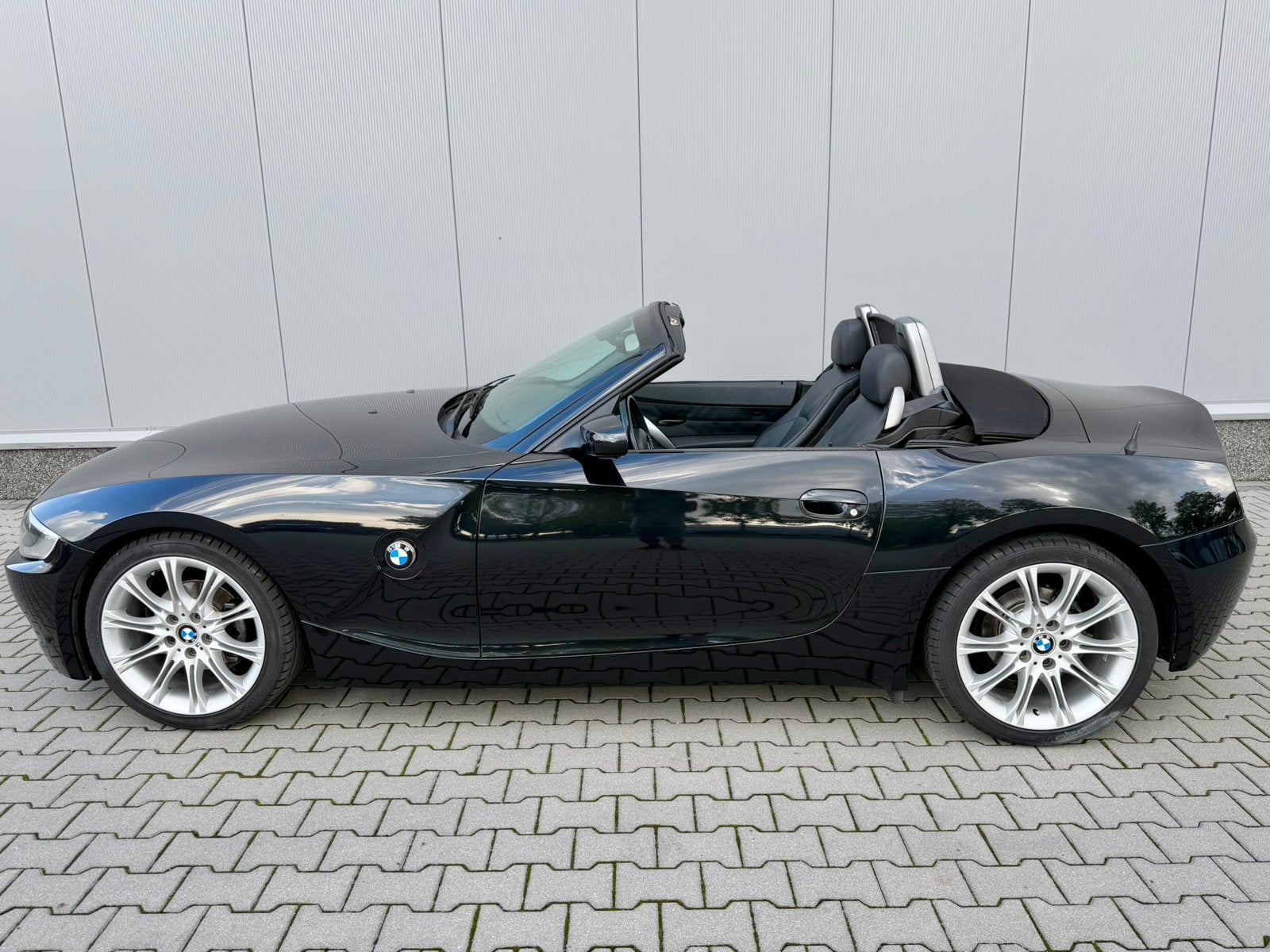 Super mooie BMW Z4 met 137000, 2171 cc, Achterwielaandrijving, Cabriolet, Zwart