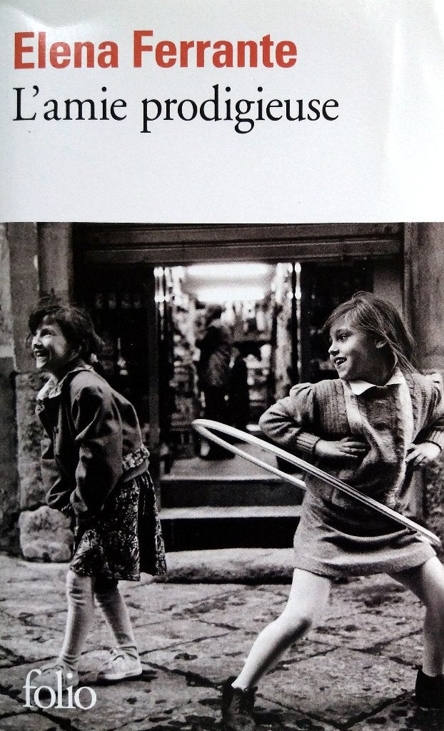 Elena Ferrante - L'amie prodigieuse (FRANSTALIG), Boeken, Ophalen of Verzenden, Zo goed als nieuw, Fictie