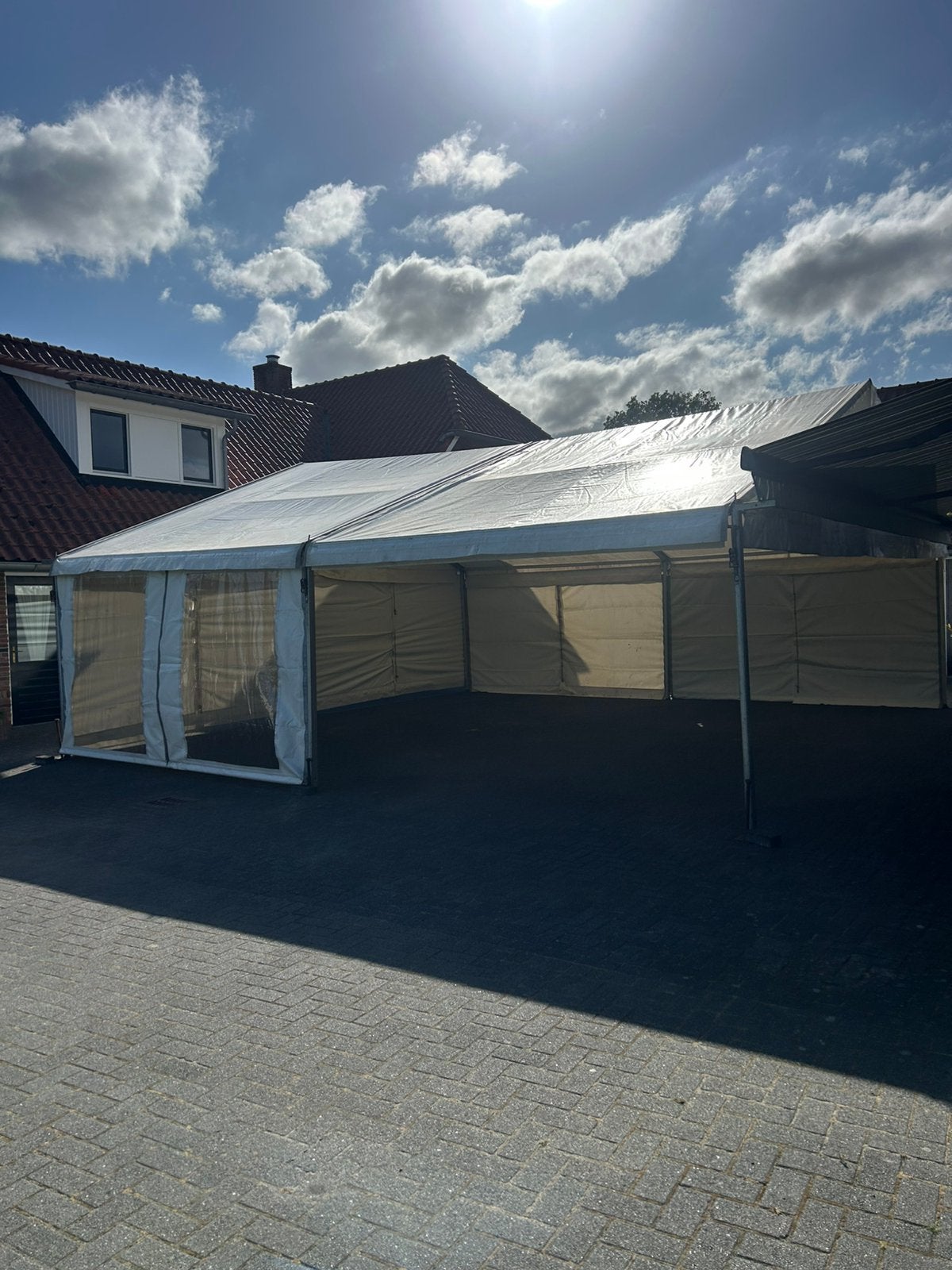 Aluhal 8M breed Te huur 4M verlengbaar, 6 meter of meer, Zo goed als nieuw, 8 meter of meer, 2 meter of meer