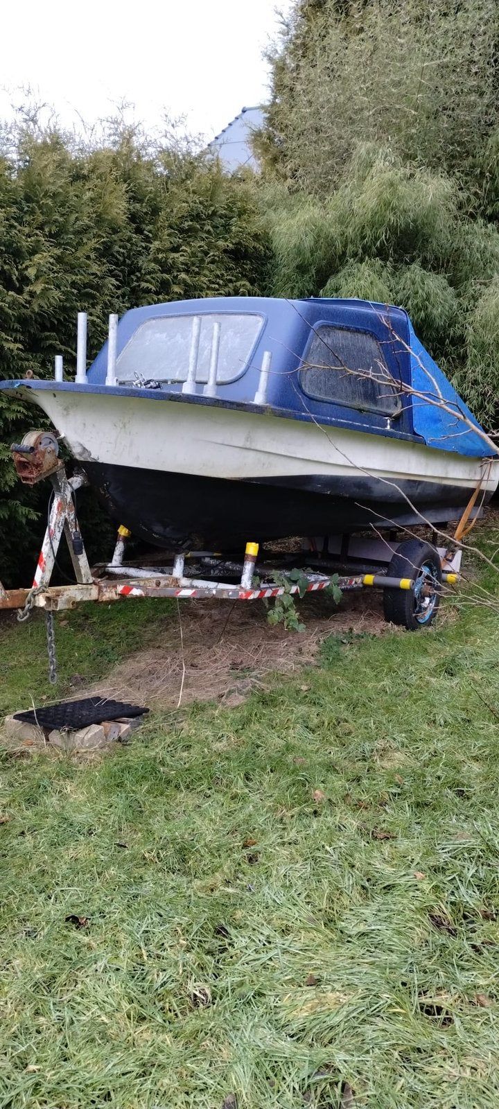 Bootje opknapper, Ophalen, Zo goed als nieuw, Trailer