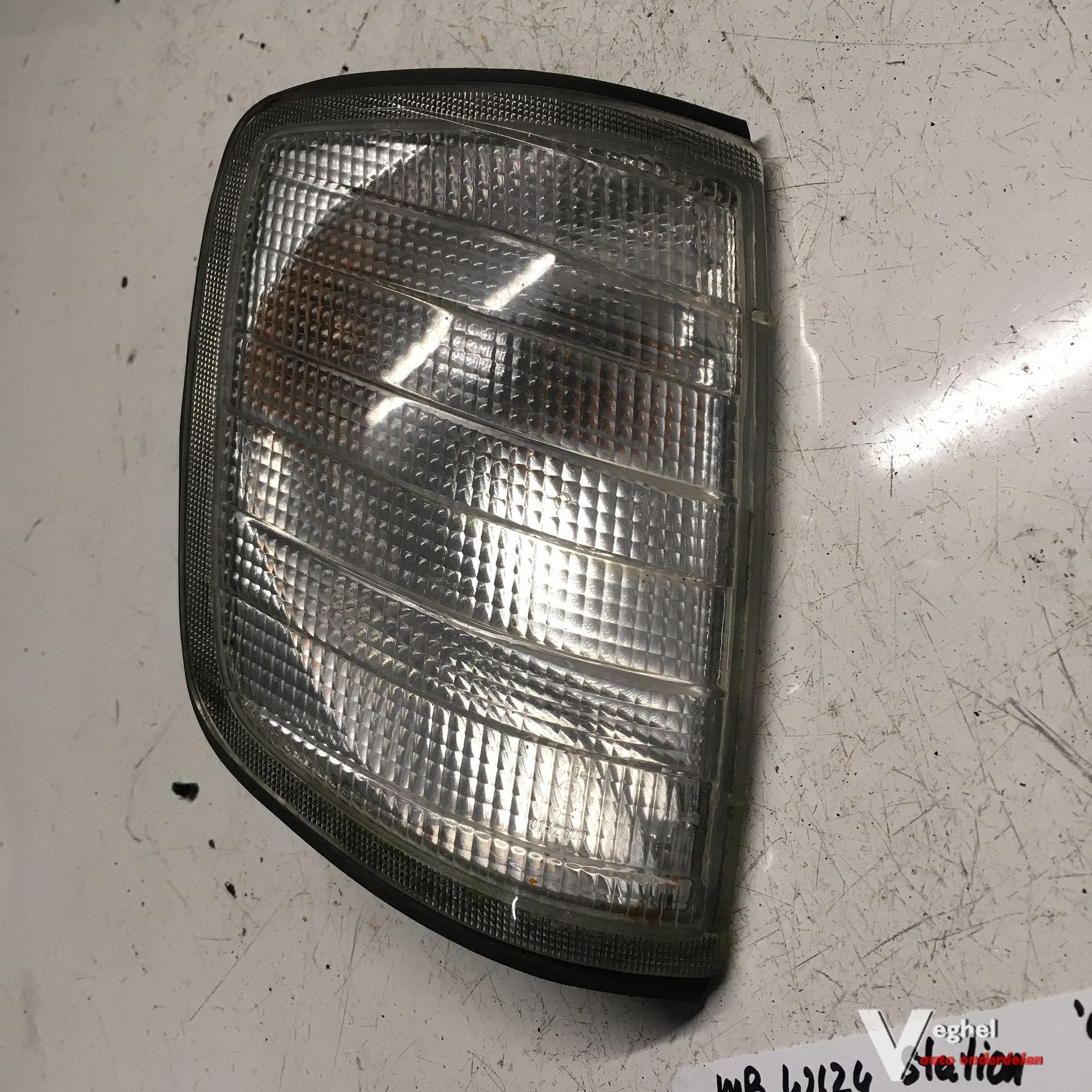 Mercedes W124 220B 1995 Knipperlicht Hella wit Rechtsvoor, Auto-onderdelen, Gebruikt, -, -, Ophalen of Verzenden