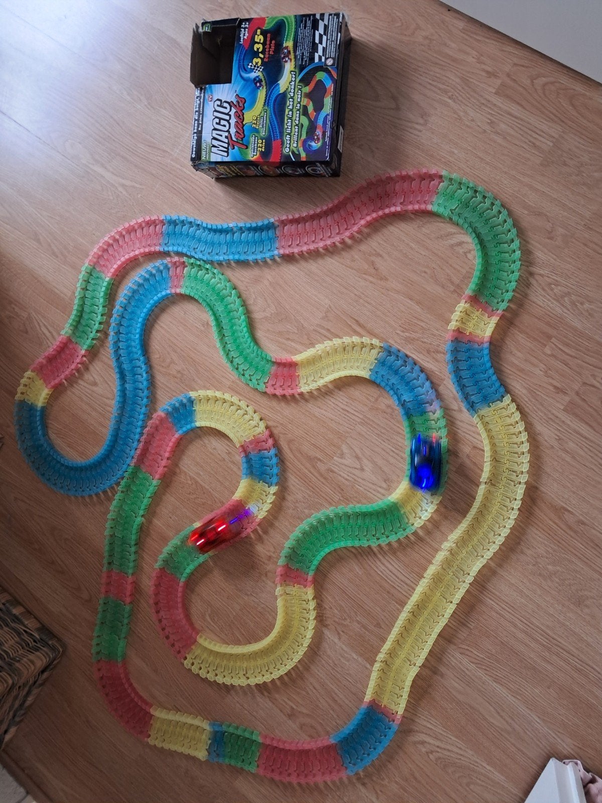 Magic Tracks Racebaan - Flexibel en Lichtgevend, Overige merken, Zelf te bouwen, Ophalen of Verzenden, Elektrisch