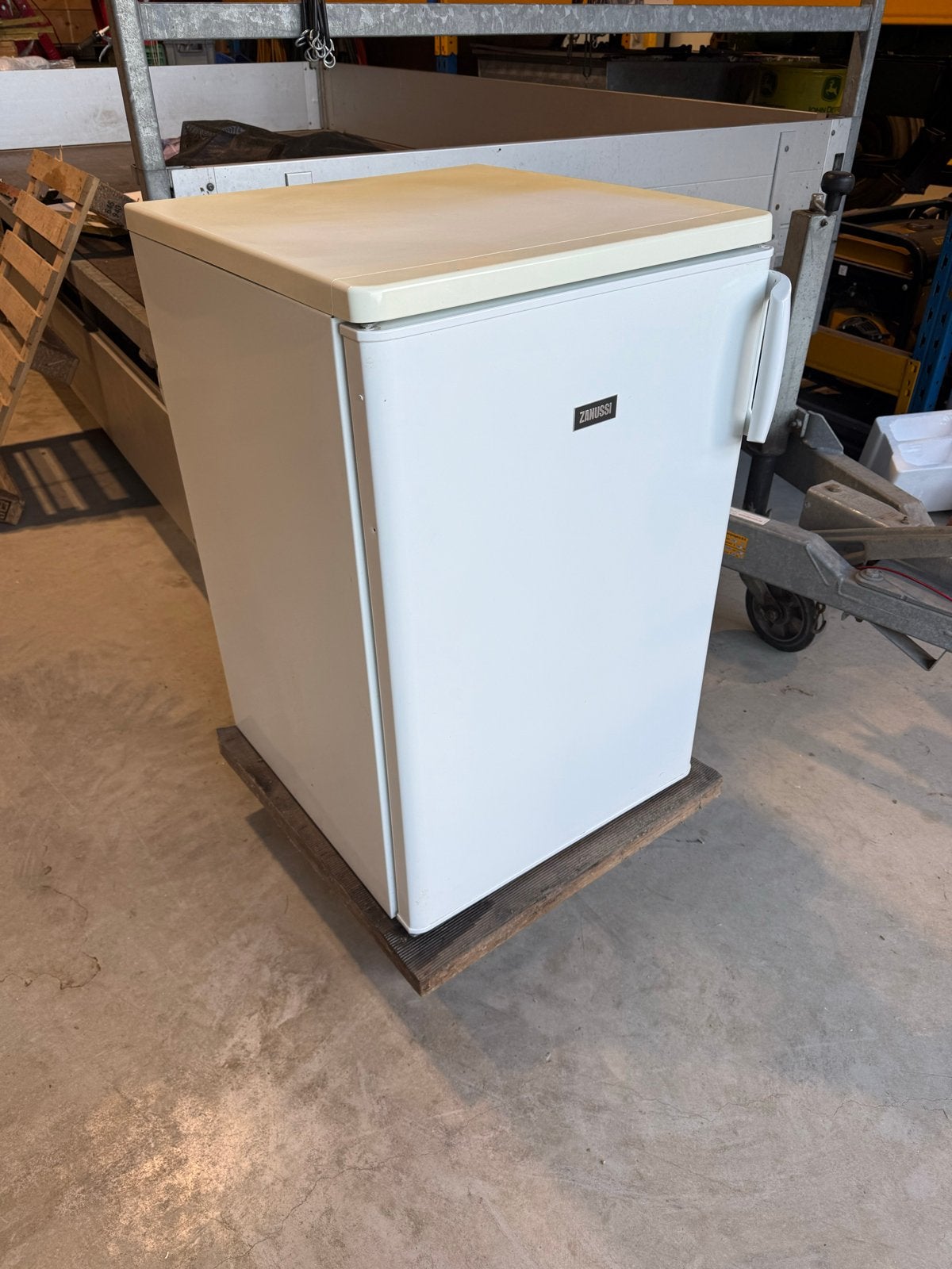 Zanussi tafelmodel koelkast zonder vriesvak, Witgoed en Apparatuur, 75 tot 100 liter, 45 tot 60 cm, Ophalen, 85 tot 120 cm