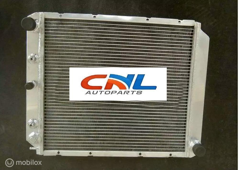 Radiateur Volvo  240/242/244/245/264/265/740/745/760/780/940, Nieuw, Ophalen of Verzenden
