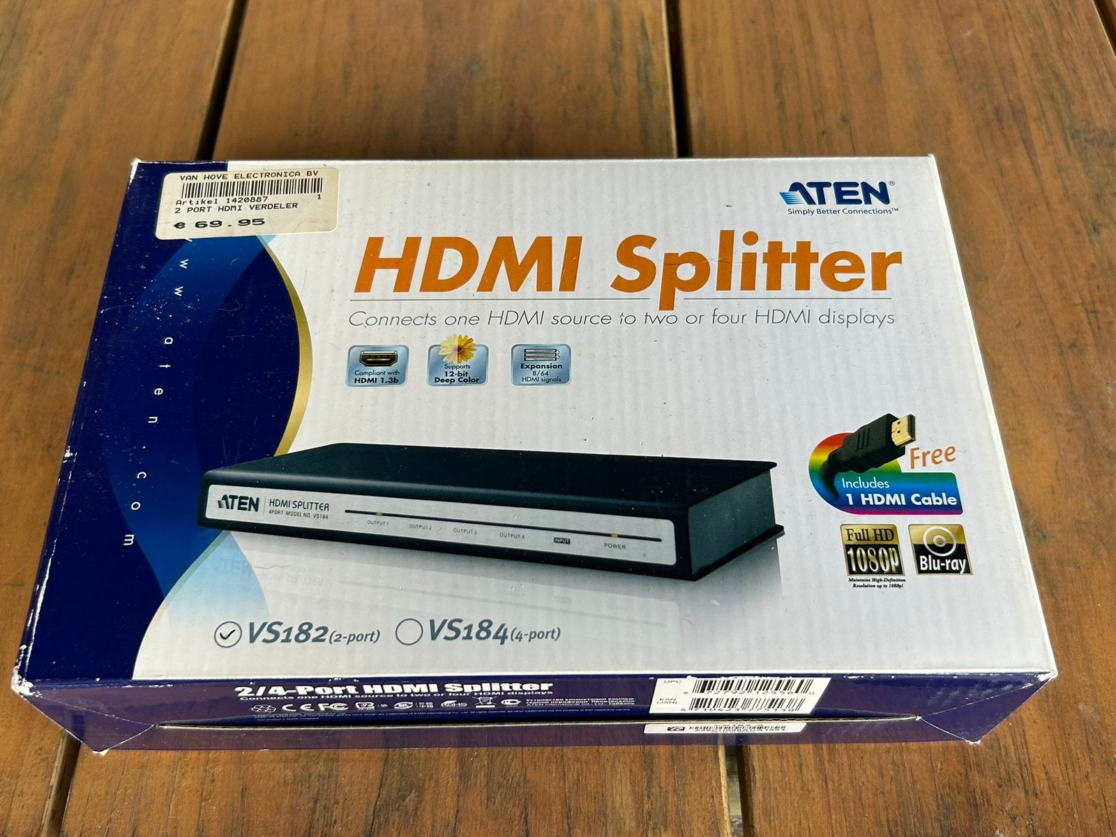 Etan 4-Port HDMI Splitter (1 ingang, 4 uitgangen), Ophalen, Zo goed als nieuw, Minder dan 2 meter, HDMI-kabel