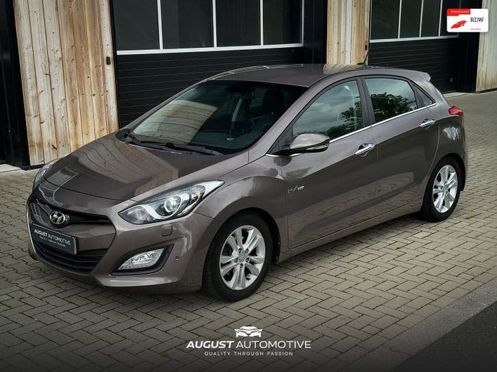 Hyundai i30 1.6 GDI I-Catcher 2013 | Eerste eigenaar | Airco, Voorwielaandrijving, 4 cilinders, Bruin, Bedrijf
