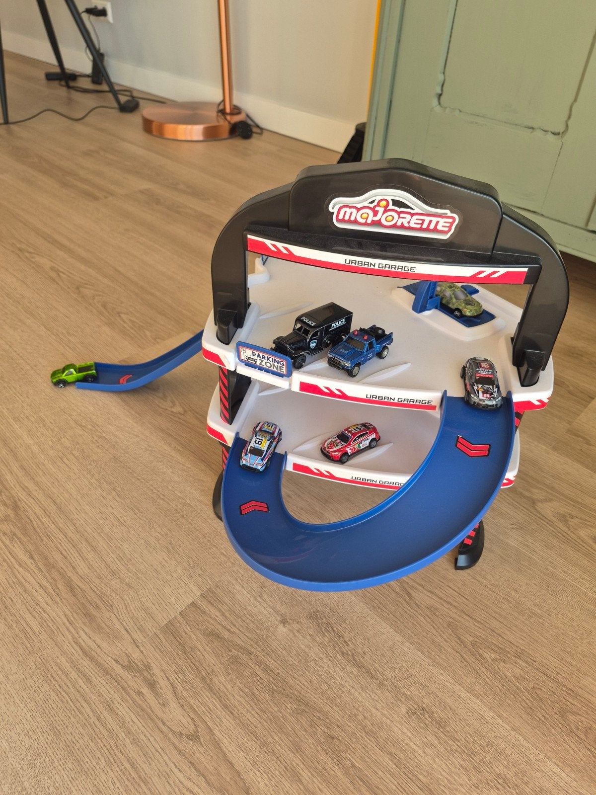 Majorette Urban Garage - Speelgoed Autogarage met Auto's, Ophalen, Gebruikt