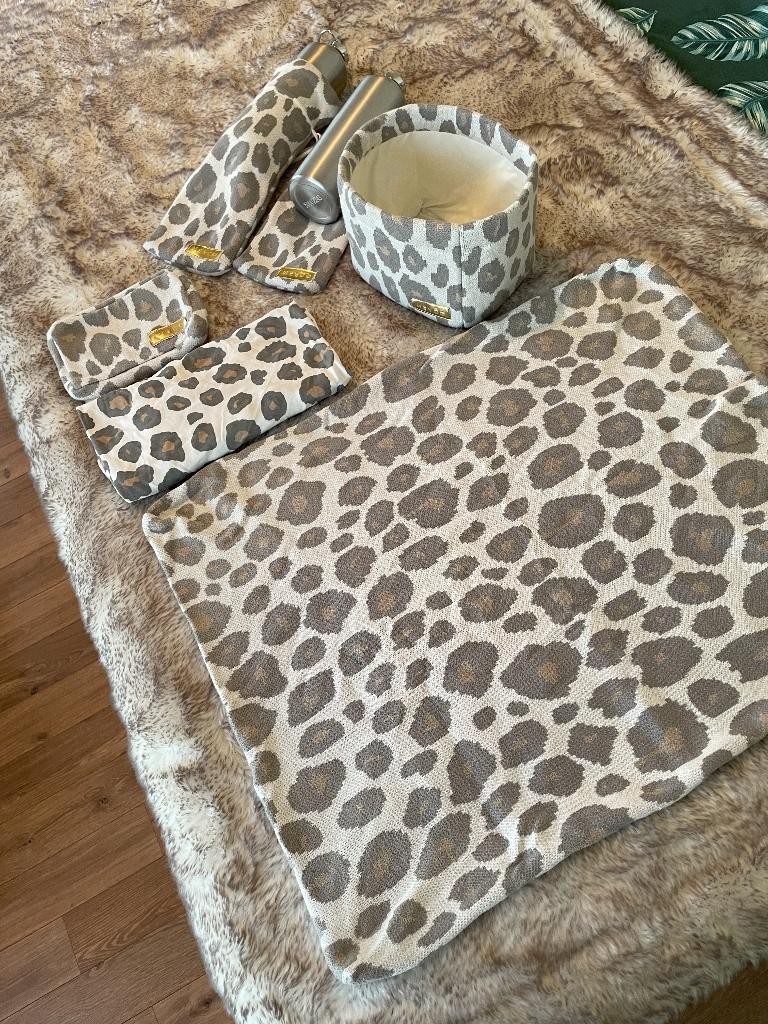 Meyco baby set panter print neutral, Ophalen of Verzenden, Zo goed als nieuw, Minder dan 70 cm, Overige typen