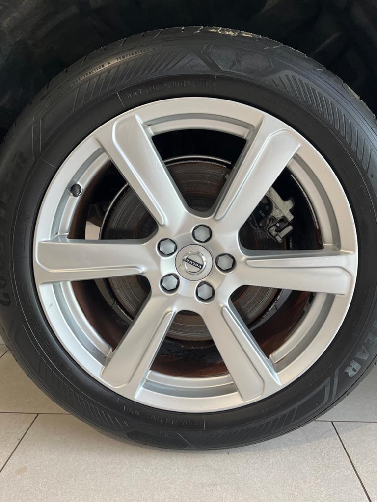 Originele Volvo XC90 velgen met Good Year zomerbanden 19 inc, Auto diversen, Auto-accessoires, Ophalen of Verzenden, Gebruikt