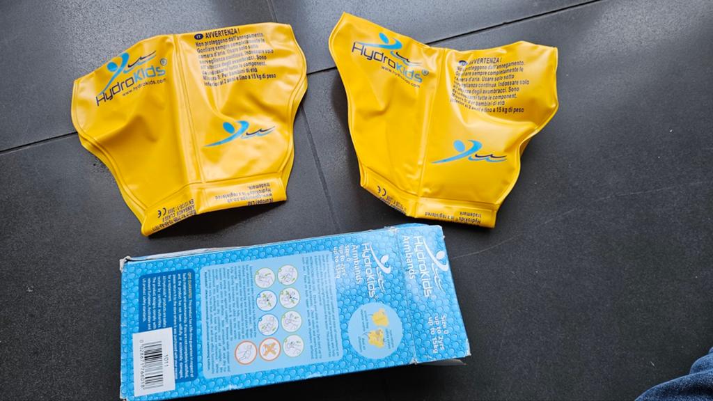 Te koop hydrokids armbandjes/ zwembandjes maat 0 tot 15 kg, Kinderen en Baby's, Speelgoed | Babyspeelgoed, Ophalen of Verzenden