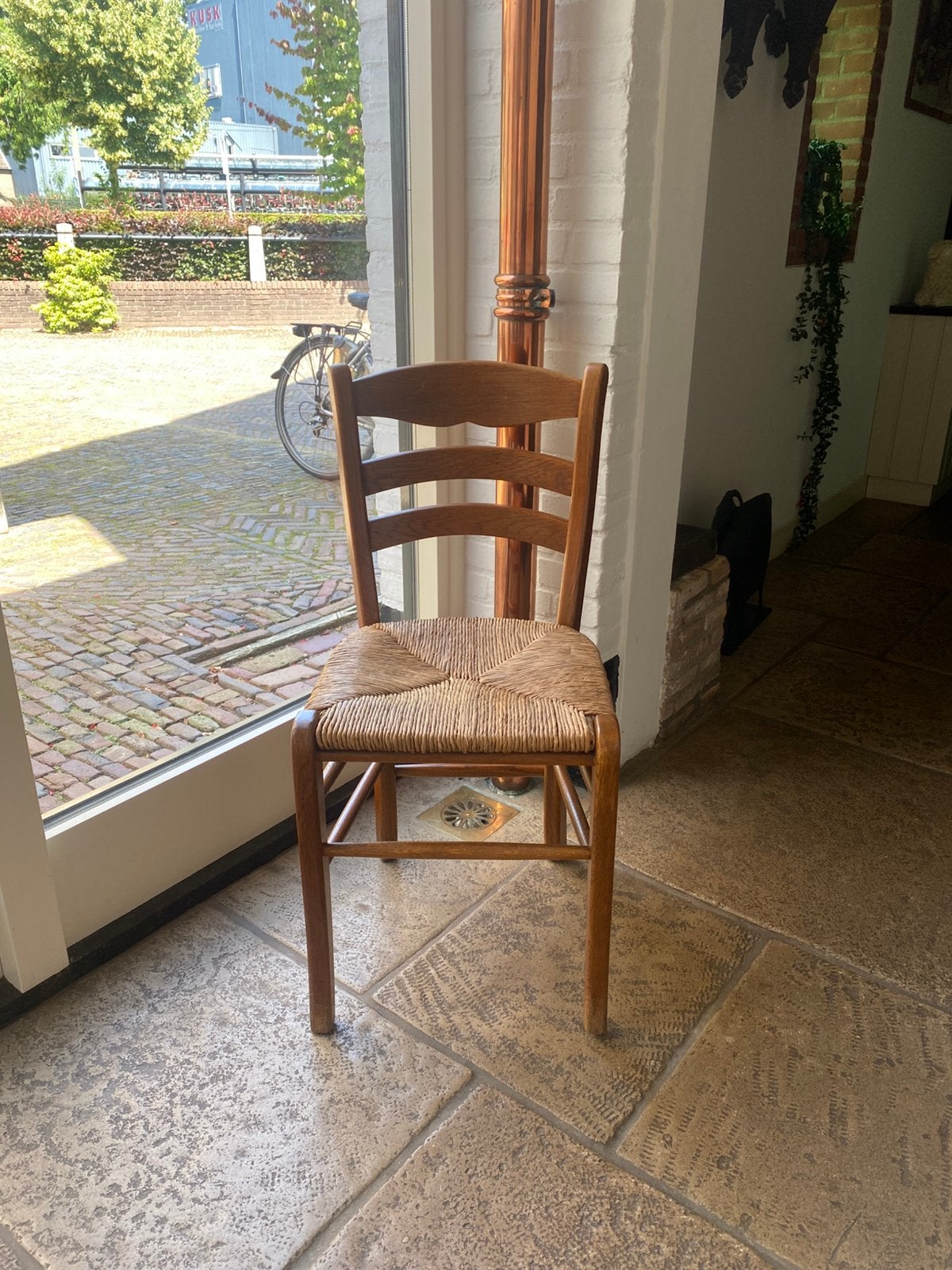 29 Oud Hollandse stoelen met handgemaakte rieten zitting., Ophalen